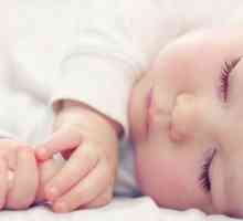 Ce se poate face în cazul în care un copil nou-născut nu doarme?