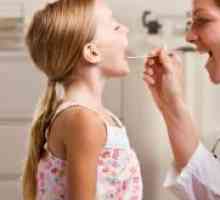 Cum de a trata leziuni la rece în gât copilului?