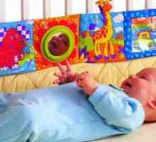 Cum să învețe copilul să doarmă în pătuțul lui?