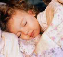 Lullaby pentru copii si ldquo; somn, draga mea, somn & rdquo;: versuri și acorduri