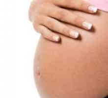 Manichiură și pedichiură în timpul sarcinii: Merită a face?