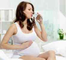 Dureri de stomac: 37 de săptămâni de sarcină
