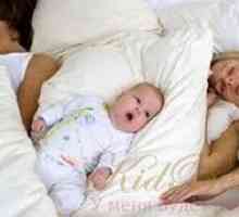 De ce nu doarme sau nu dormi la noapte un copil nou-născut?
