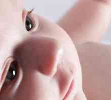 Ochii umezi de un nou-născut