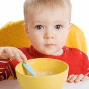 Ce puteți și nu pot mânca copilul de la un an la trei