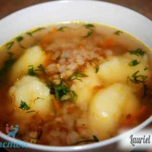 Supa de hrișcă cu găluște de cartofi