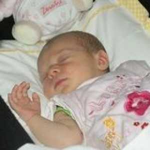 Cum să stil copilul nou-născut pentru a dormi?