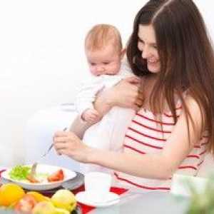 Care ar trebui să fie mamele care alăptează dieta?