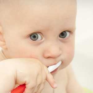Cariile dentare la copiii mici