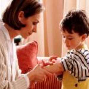 Primul ajutor și tratamentul luxației la copii