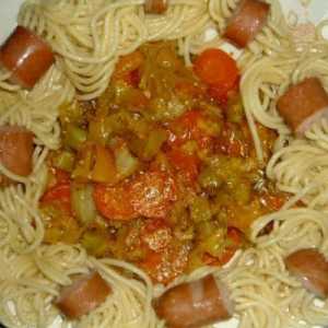 Shpagetti cu legume și cârnați