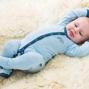 Subtilitățile alegerea de haine pentru dimensiunea de nou-născut